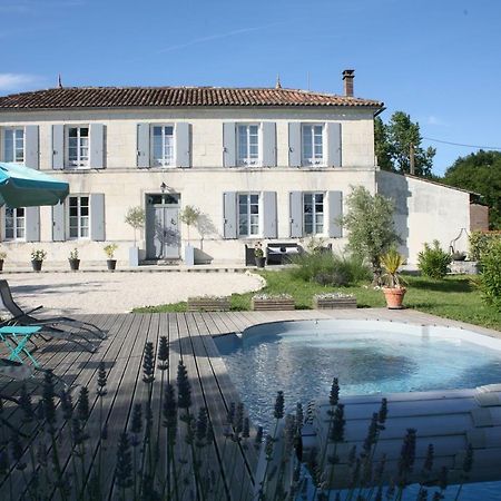 Au Coeur Des Vignes Bed & Breakfast Archiac Ngoại thất bức ảnh